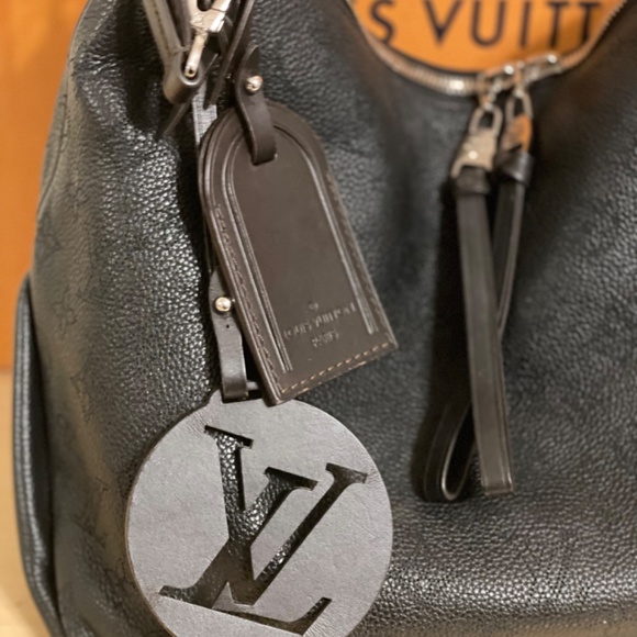 Louis Vuitton Beauborg Hobo MM Bag - Mahina - Picture 2 of 12